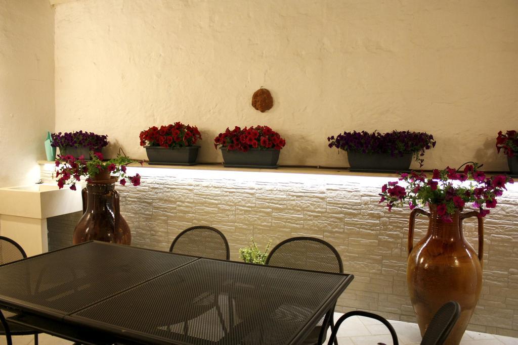 Micca House Apartment Ostuni Room photo